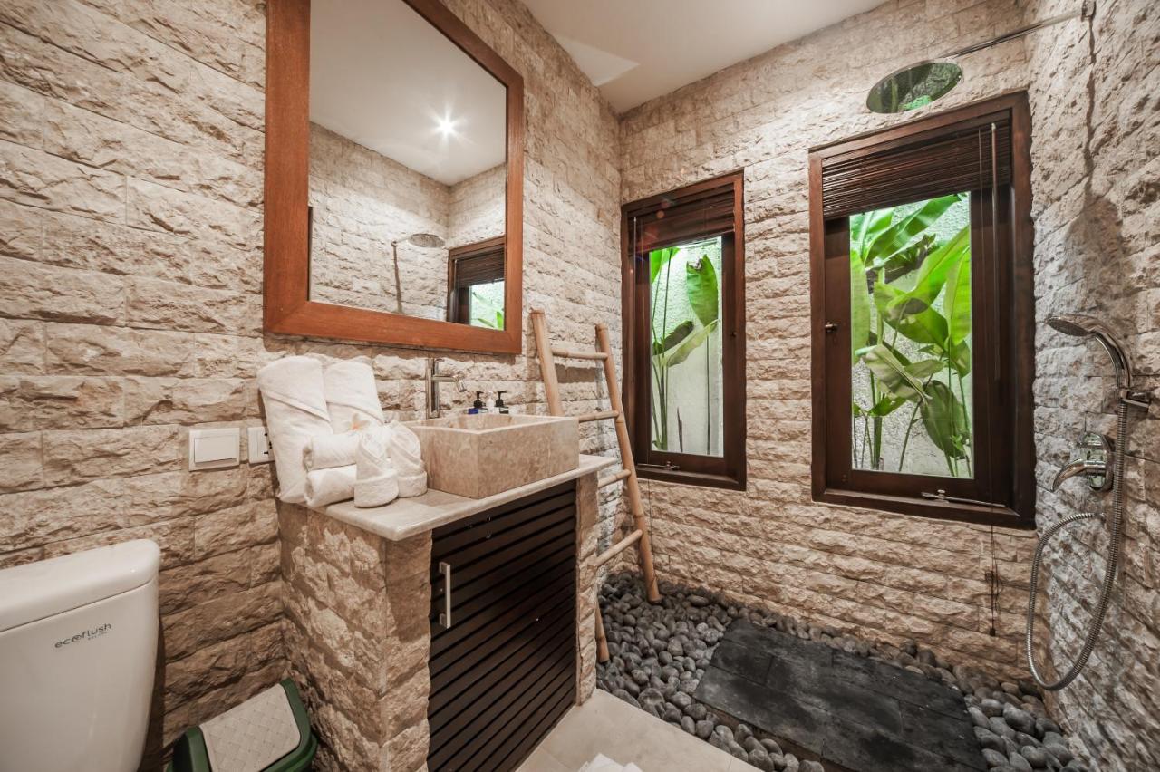 Villa Pearl Seminyak Exterior photo