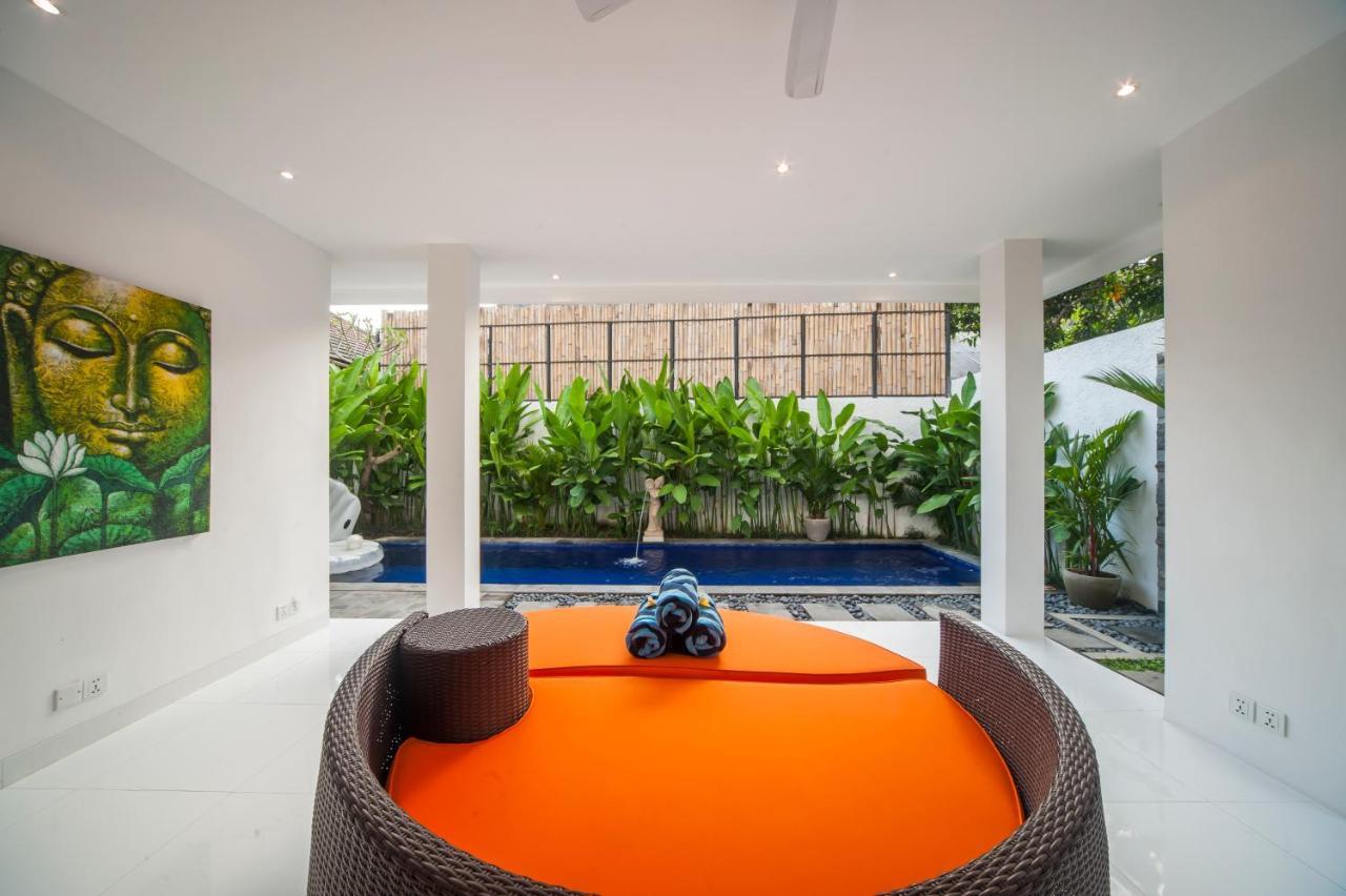 Villa Pearl Seminyak Exterior photo