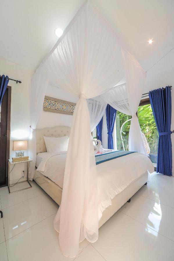 Villa Pearl Seminyak Exterior photo